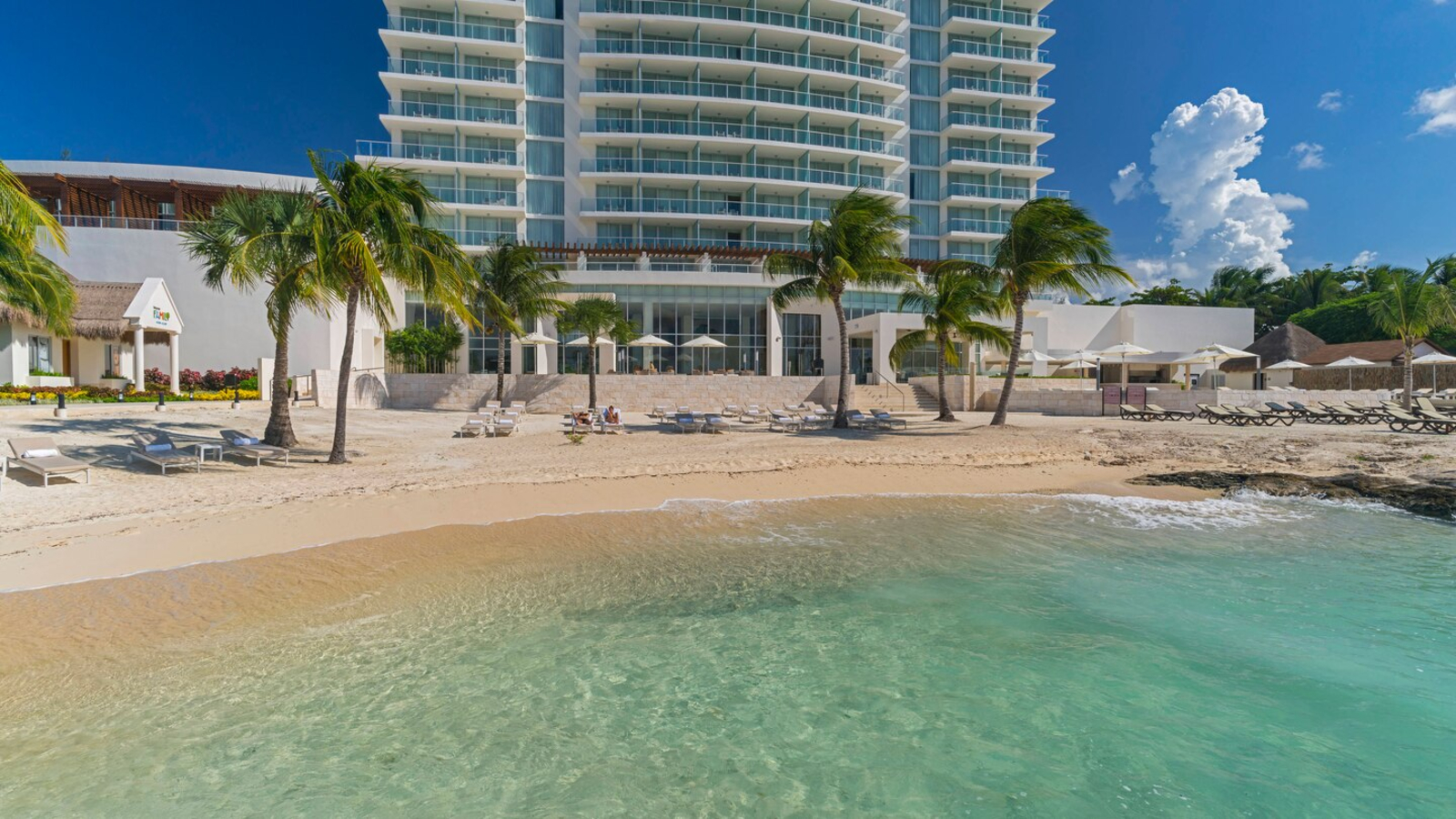 Beach area in front of Westin Cozumel.