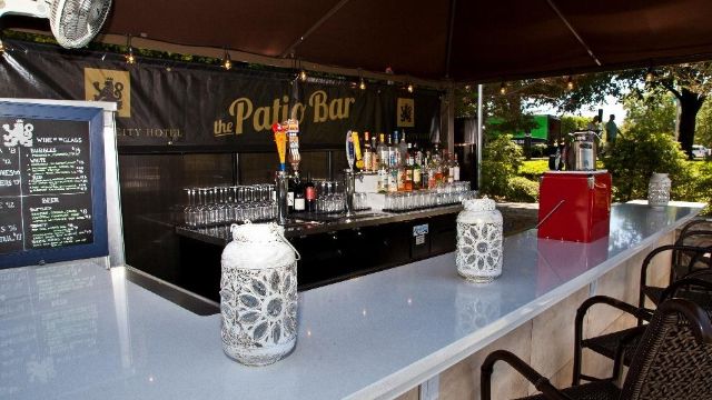 patio bar